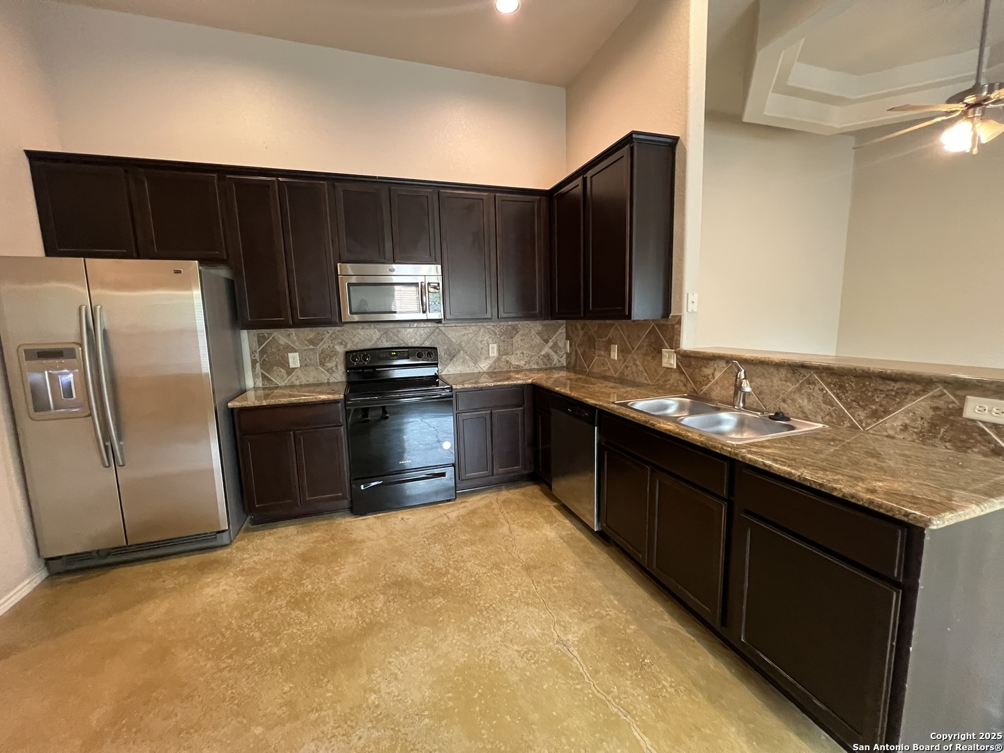 327 Oelkers Drive New Braunfels TX 78130