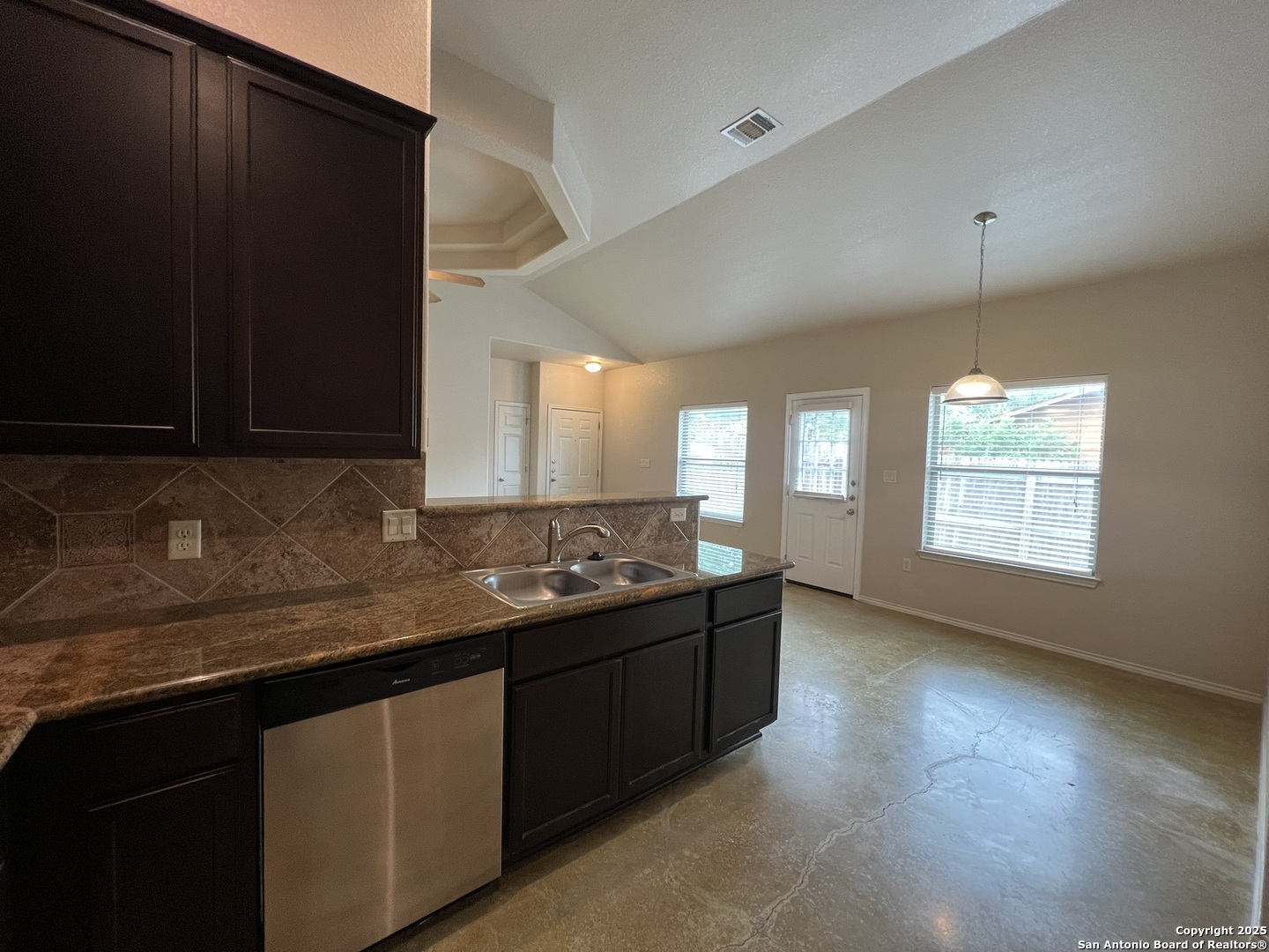 327 Oelkers Drive New Braunfels TX 78130