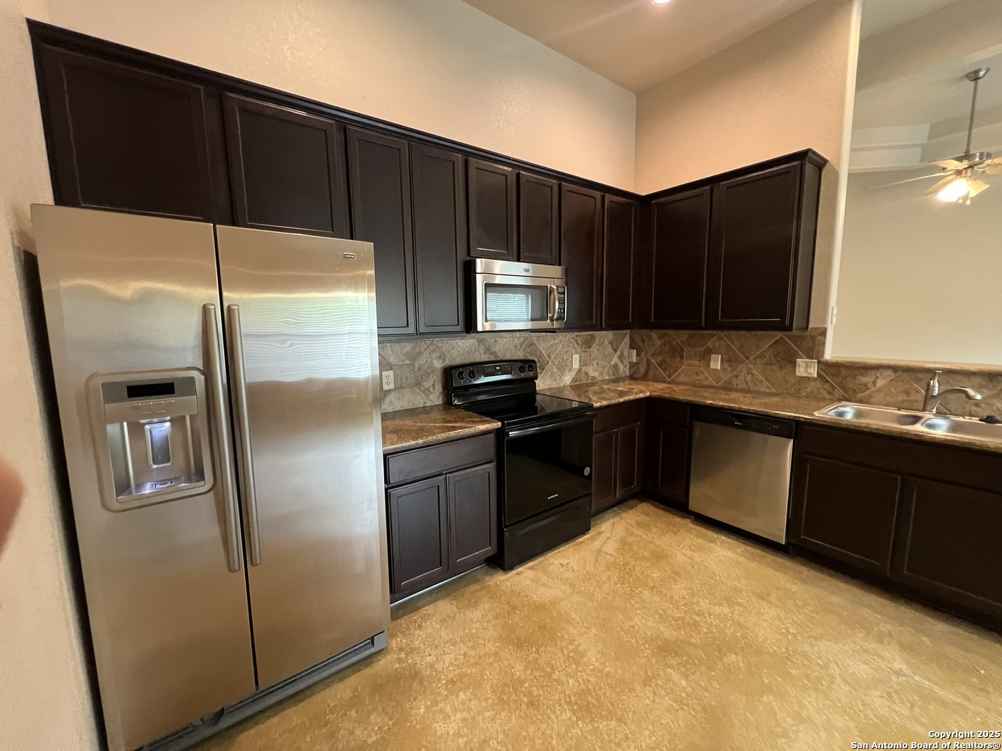 327 Oelkers Drive New Braunfels TX 78130