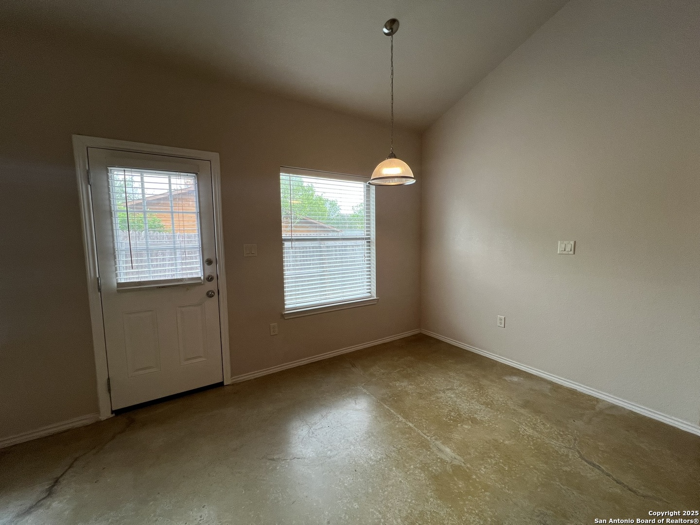 327 Oelkers Drive New Braunfels TX 78130