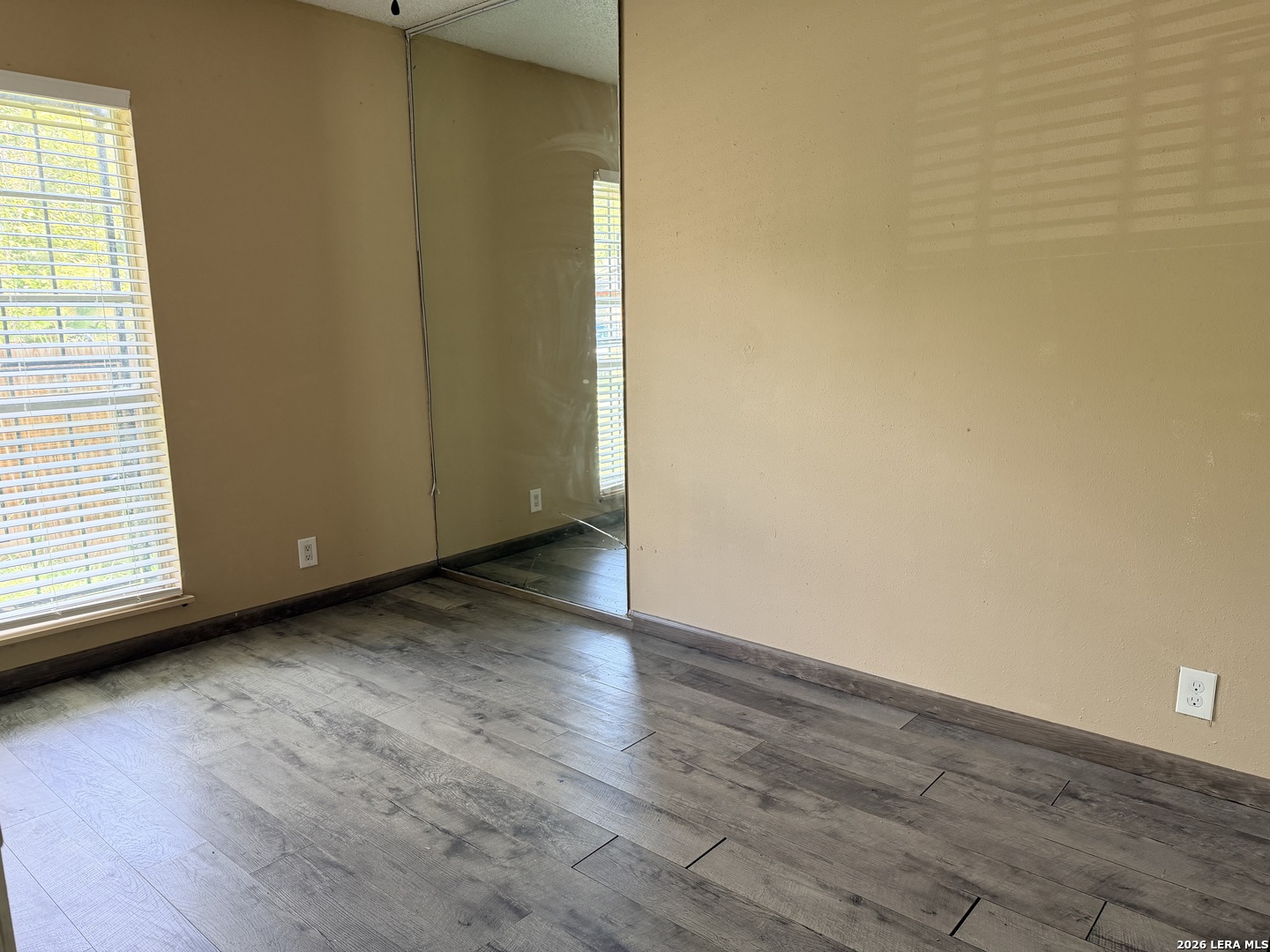 927 Walnut Park Street San Antonio TX 78227