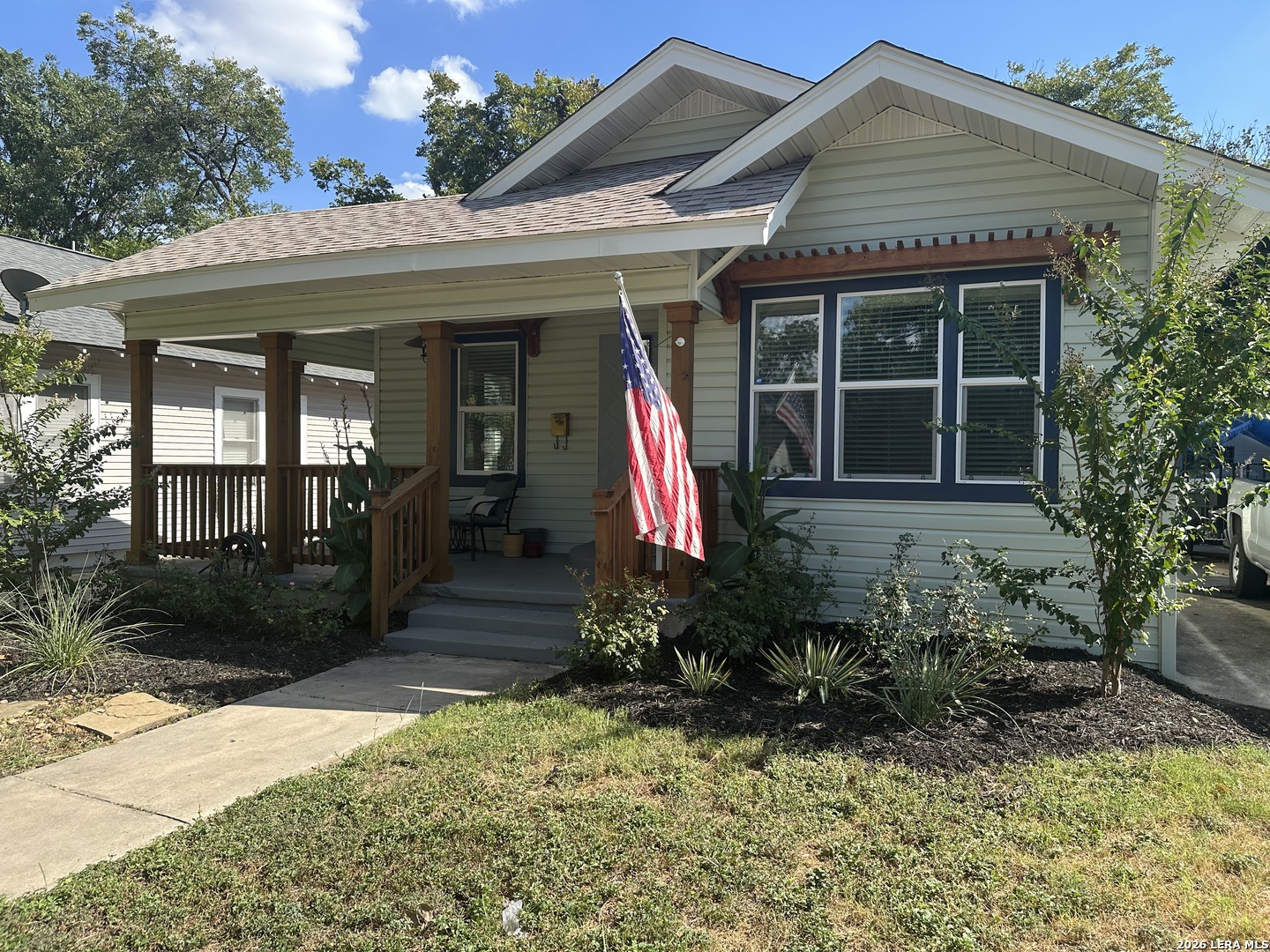 1734 W Kings Highway San Antonio TX 78201