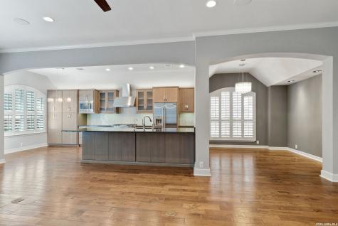 1327 Higgins Point San Antonio TX 78216