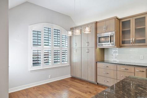 1327 Higgins Point San Antonio TX 78216