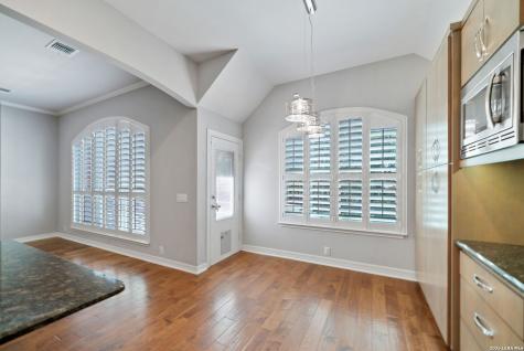 1327 Higgins Point San Antonio TX 78216