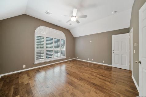 1327 Higgins Point San Antonio TX 78216