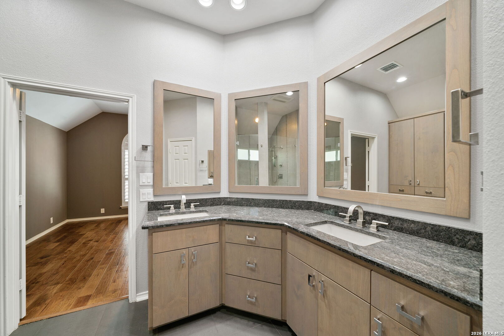 1327 Higgins Point San Antonio TX 78216