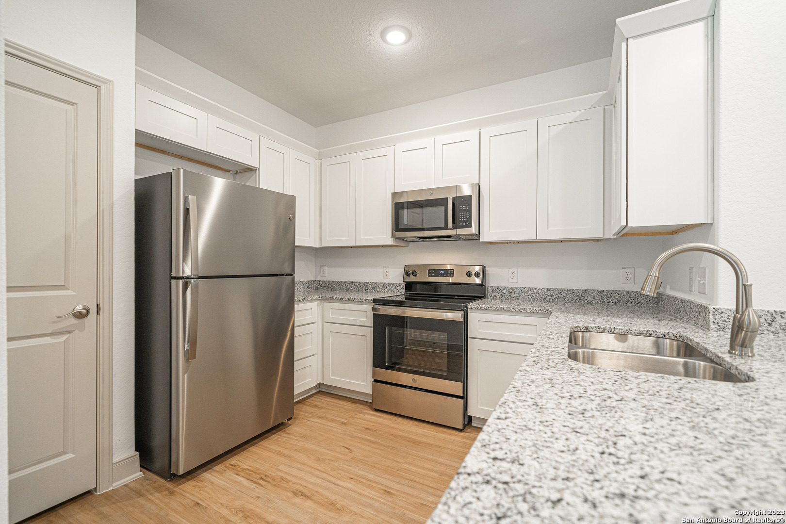 13513 Tulipwood Nook San Antonio TX 78253