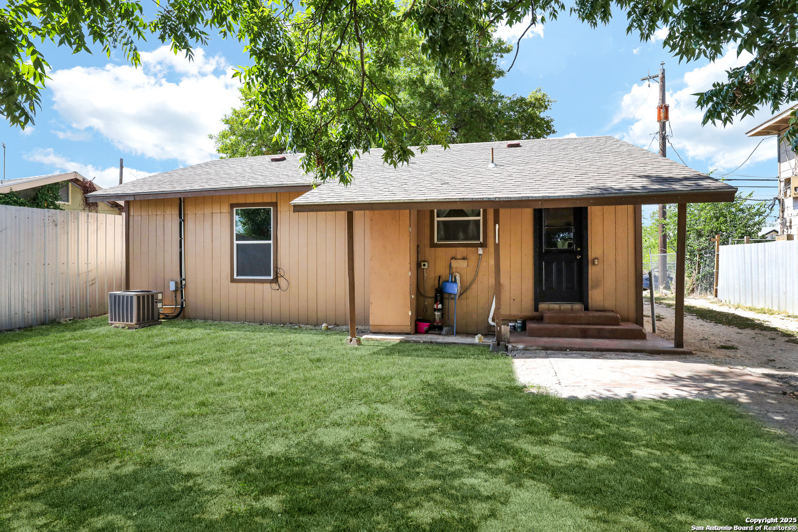 351 Ware San Antonio TX 78221