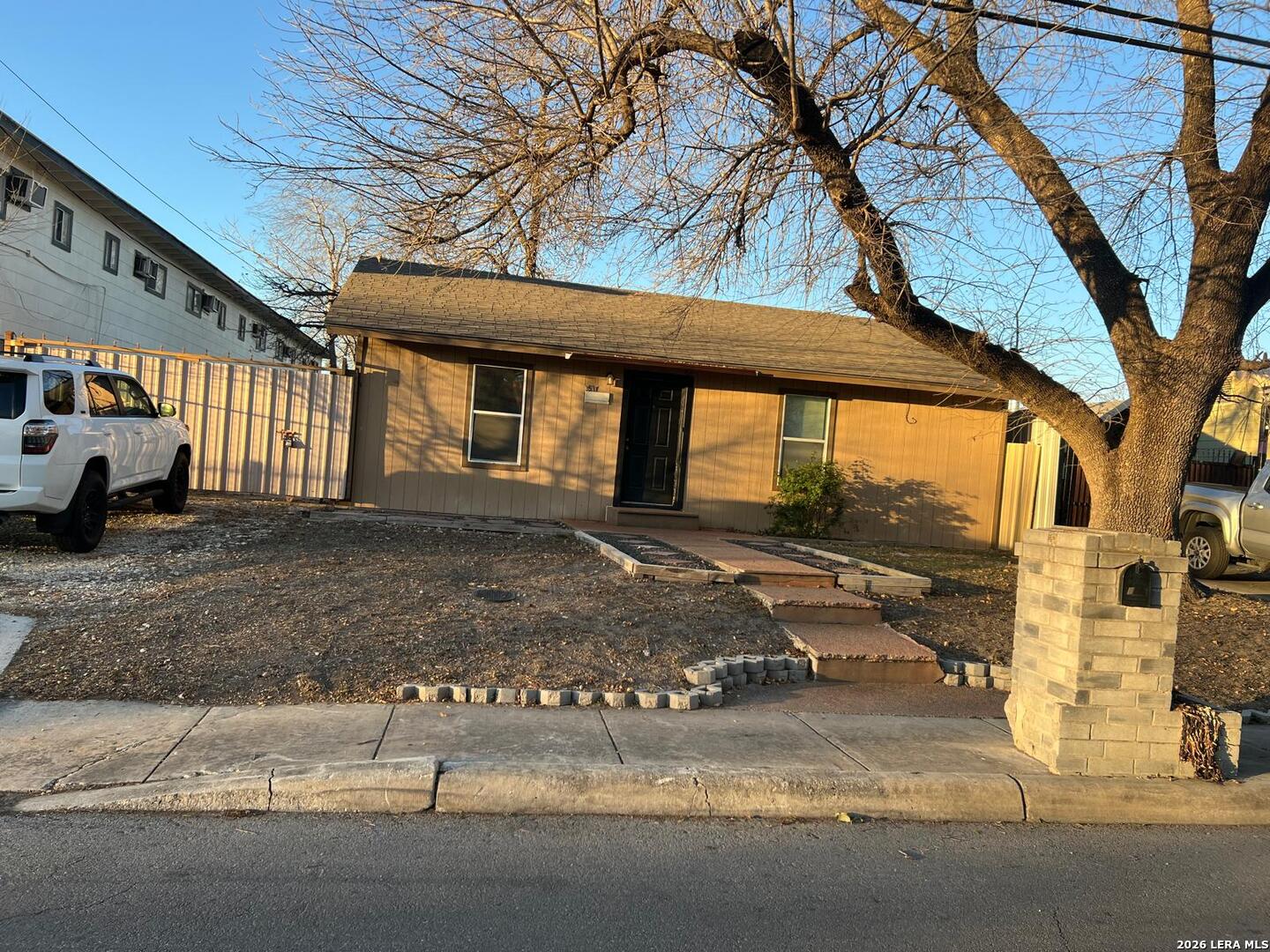 351 Ware San Antonio TX 78221