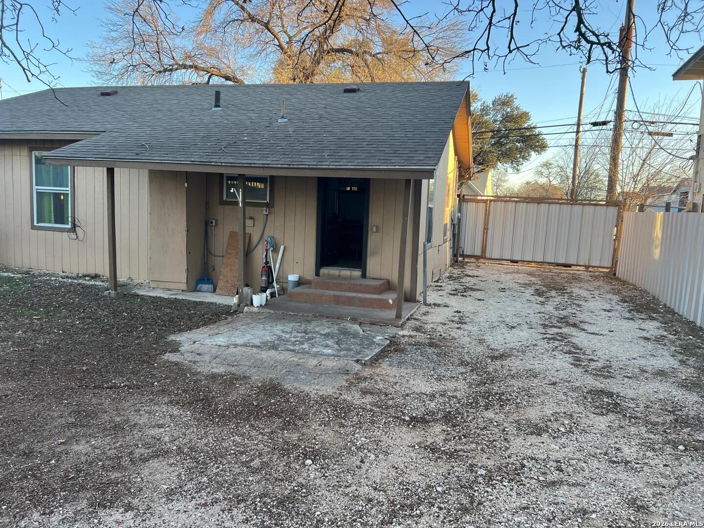 351 Ware San Antonio TX 78221