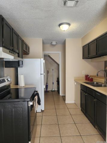 5236 Meadow Field San Antonio TX 78250