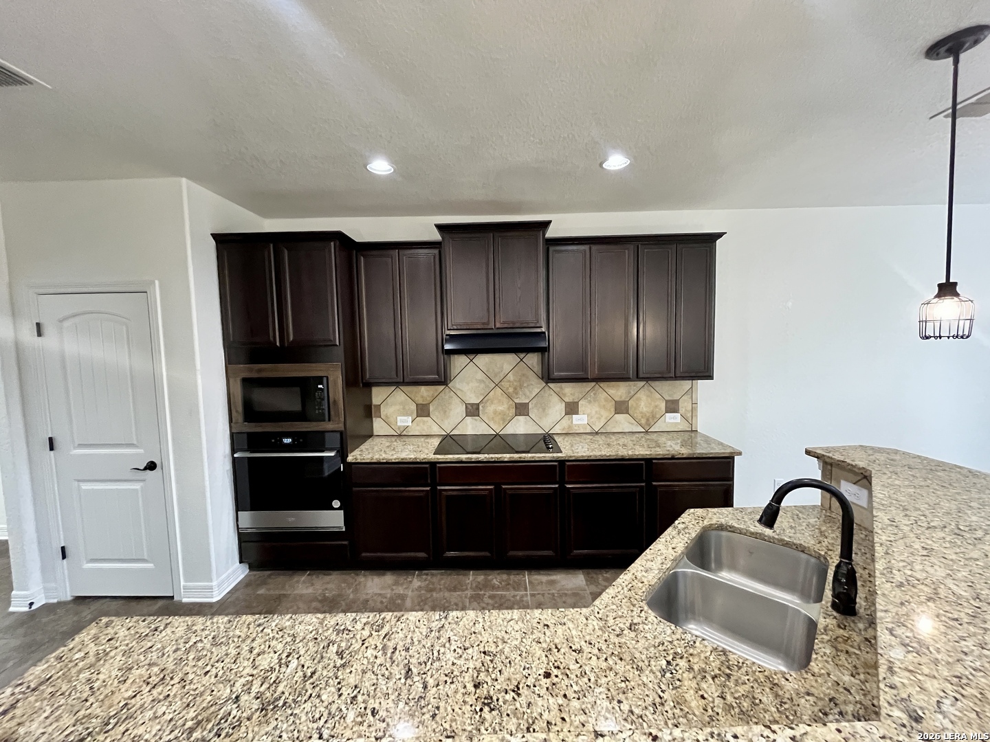 13724 Altamirano Live Oak TX 78233