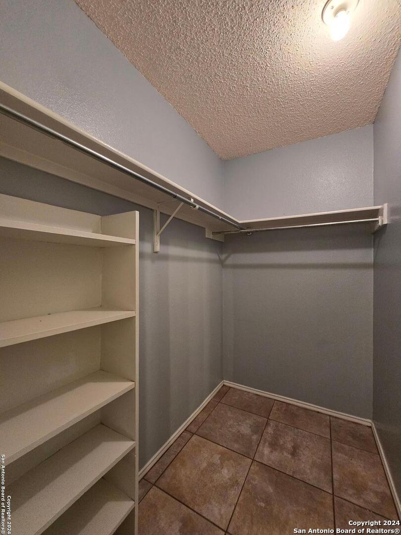 5647 Timberhurst San Antonio TX 78250