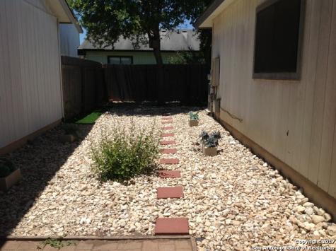 7631 Heathridge San Antonio TX 78250