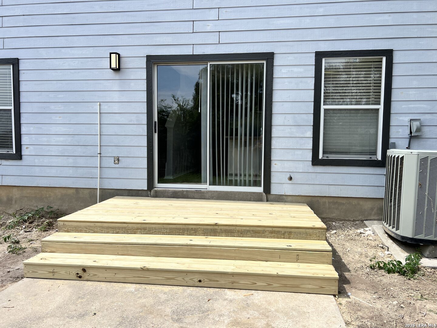 6814 Knights Haven Live Oak TX 78233