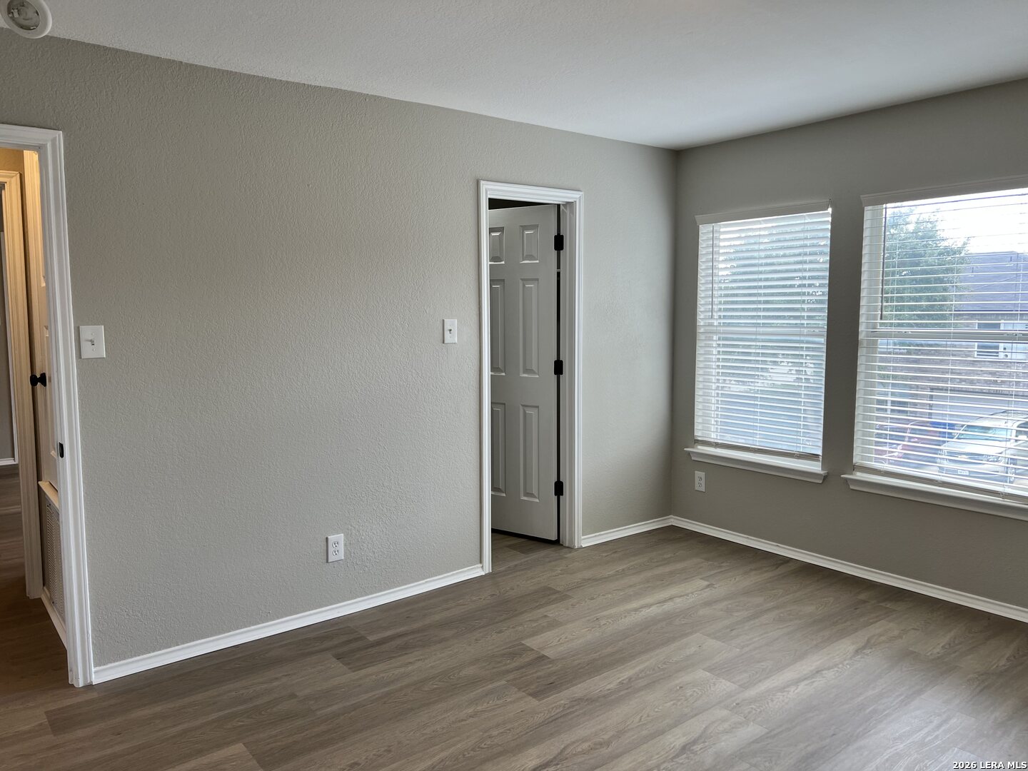 6814 Knights Haven Live Oak TX 78233