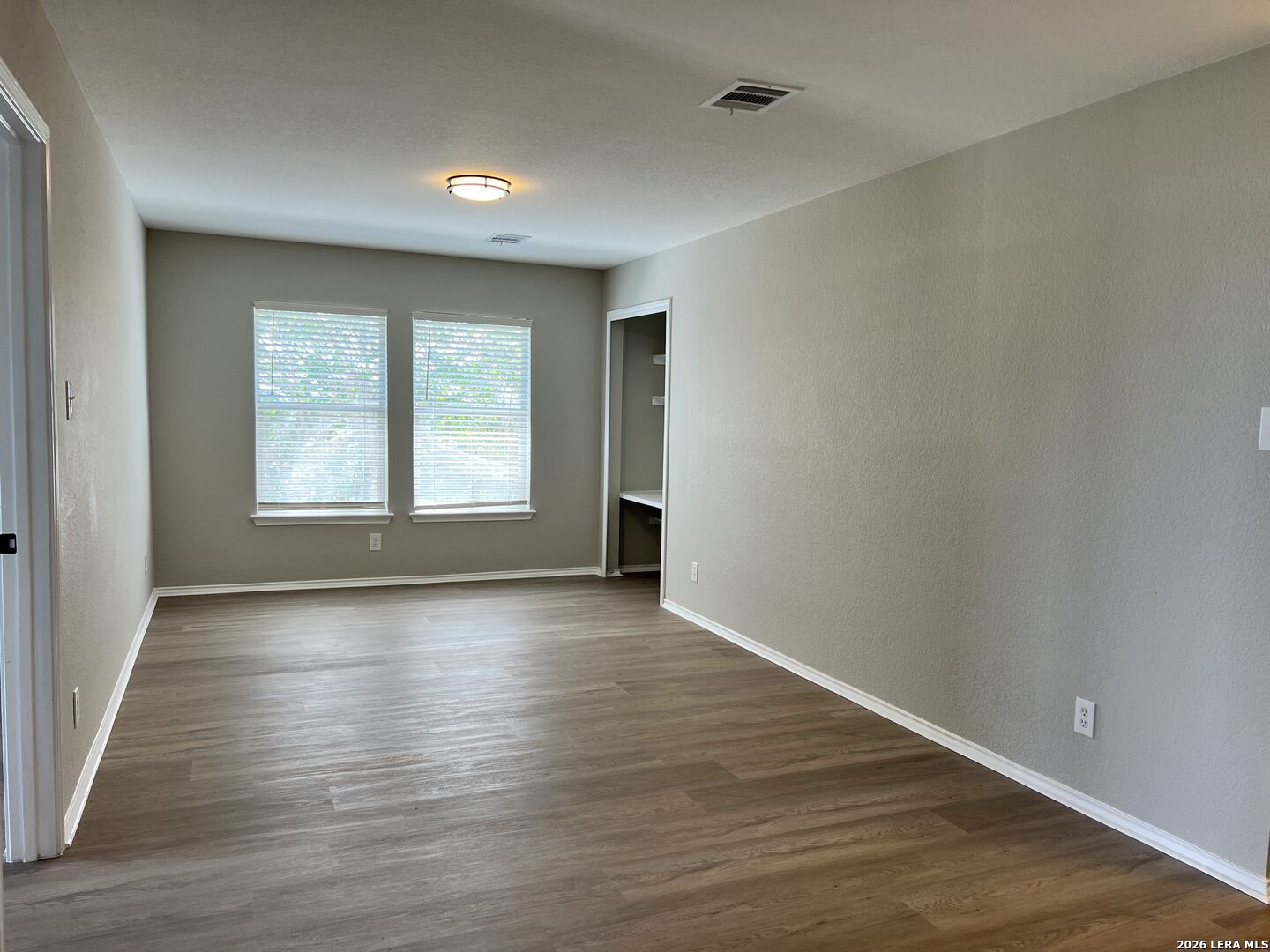 6814 Knights Haven Live Oak TX 78233