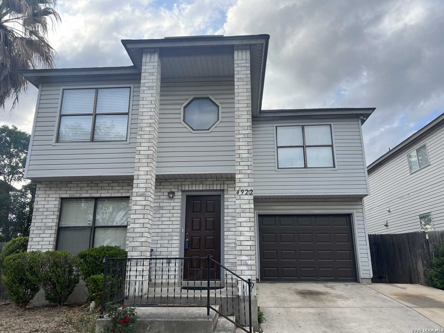 4922 Hilltop Field San Antonio TX 78240