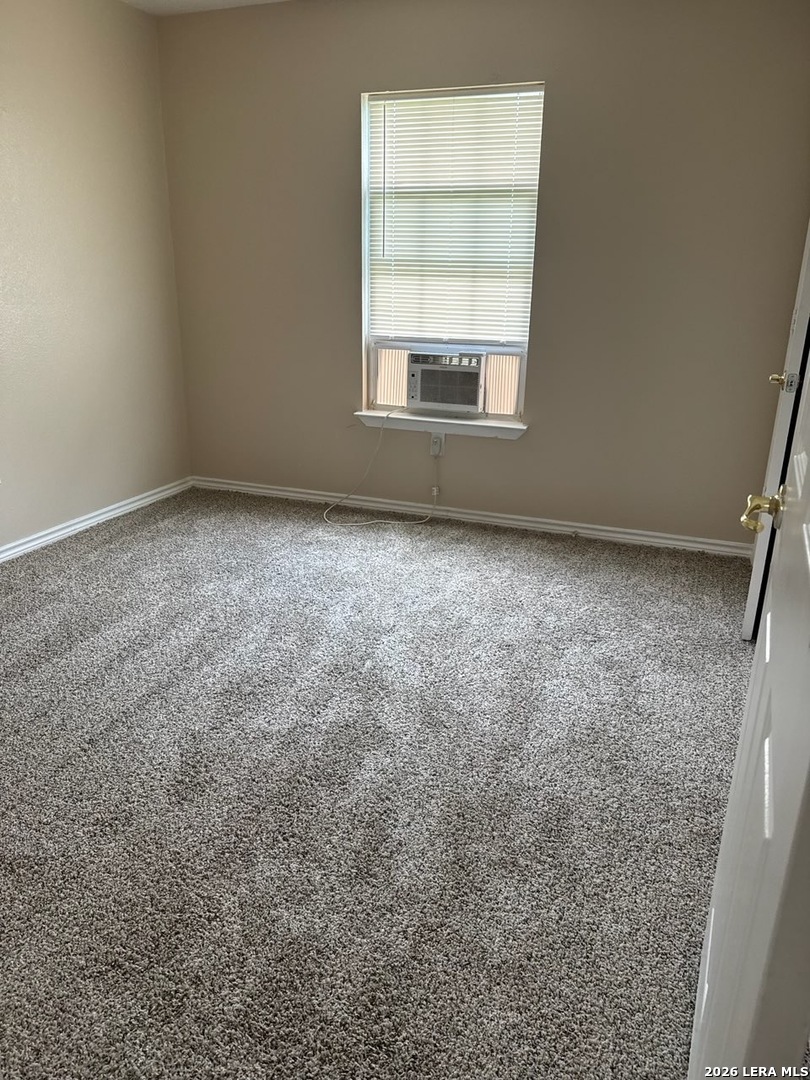 902 Saint Mary Kenedy TX 78119