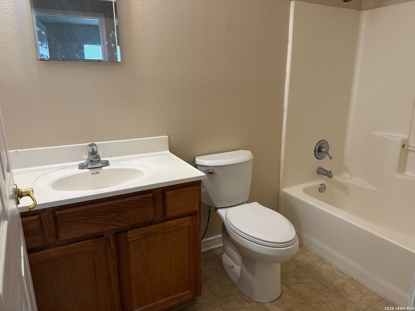 902 Saint Mary Kenedy TX 78119