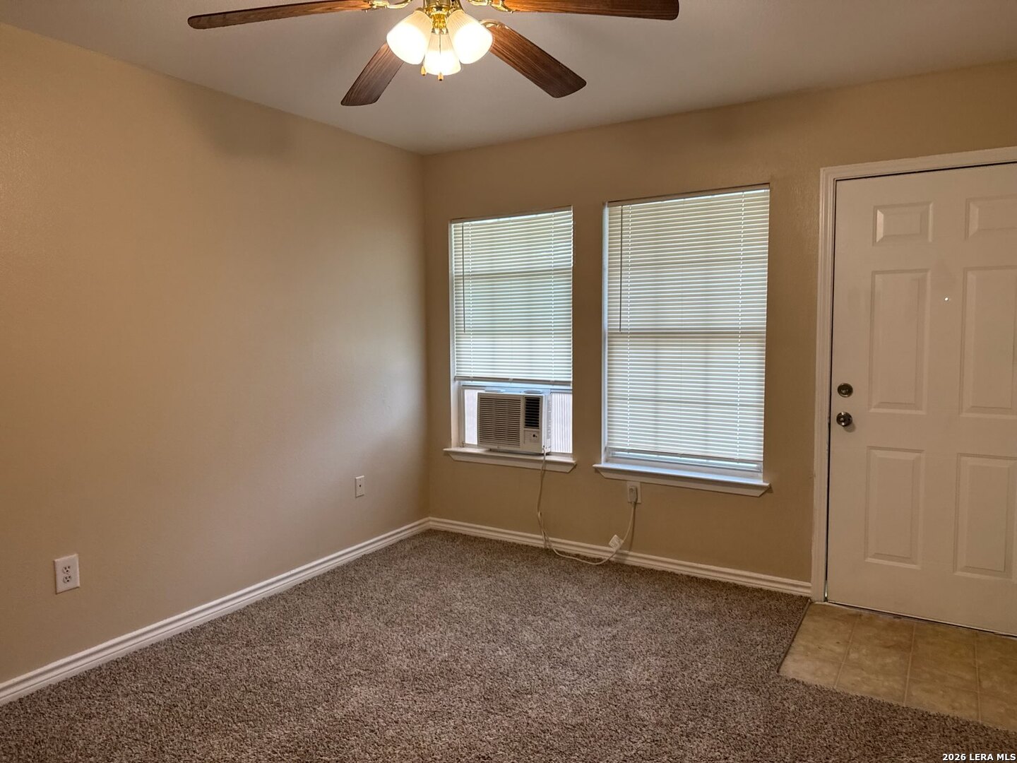902 Saint Mary Kenedy TX 78119