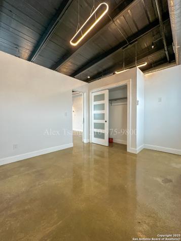 811 Montana Street San Antonio TX 78203