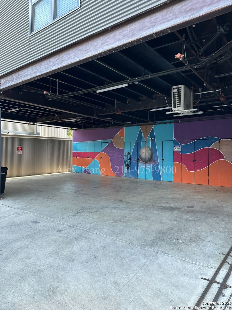 811 Montana Street San Antonio TX 78203