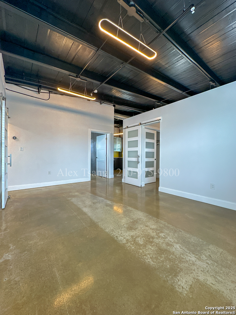 811 Montana Street San Antonio TX 78203