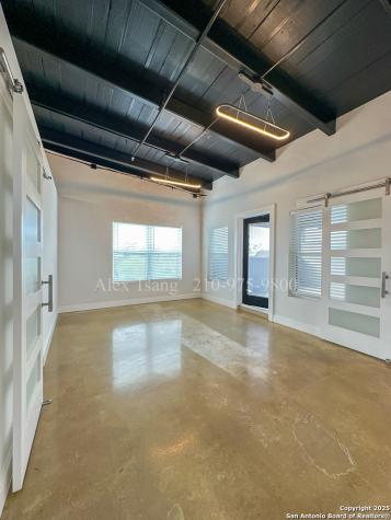 811 Montana Street San Antonio TX 78203