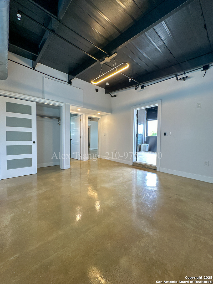 811 Montana Street San Antonio TX 78203