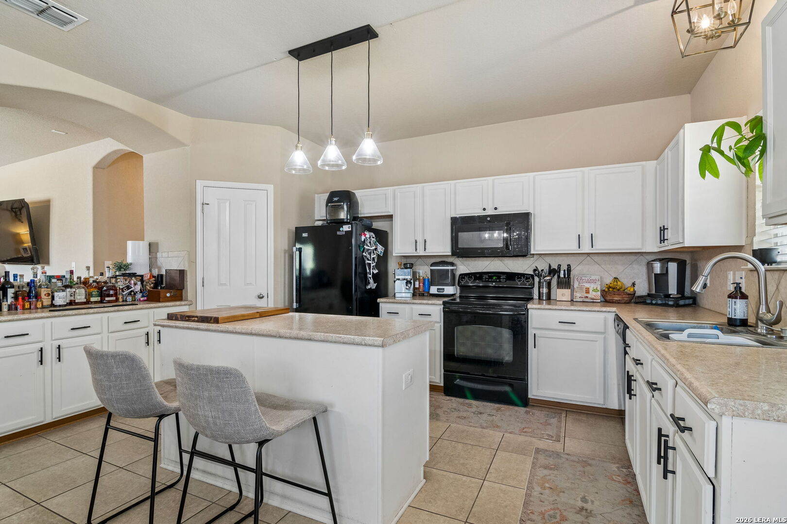 8103 Puente San Antonio TX 78223