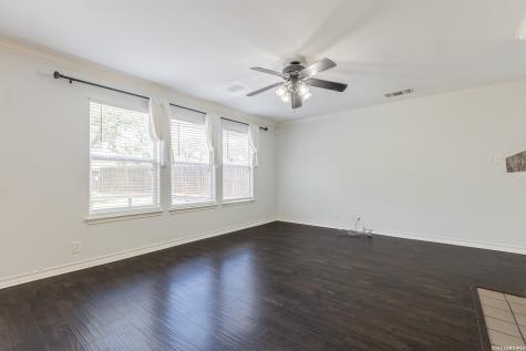 10703 Tiger Chase San Antonio TX 78251