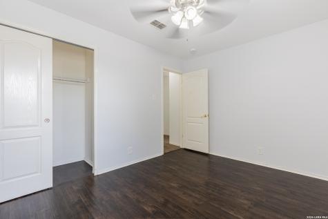 10703 Tiger Chase San Antonio TX 78251