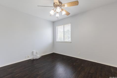 10703 Tiger Chase San Antonio TX 78251