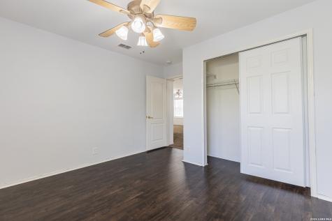 10703 Tiger Chase San Antonio TX 78251