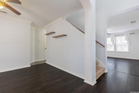 10703 Tiger Chase San Antonio TX 78251