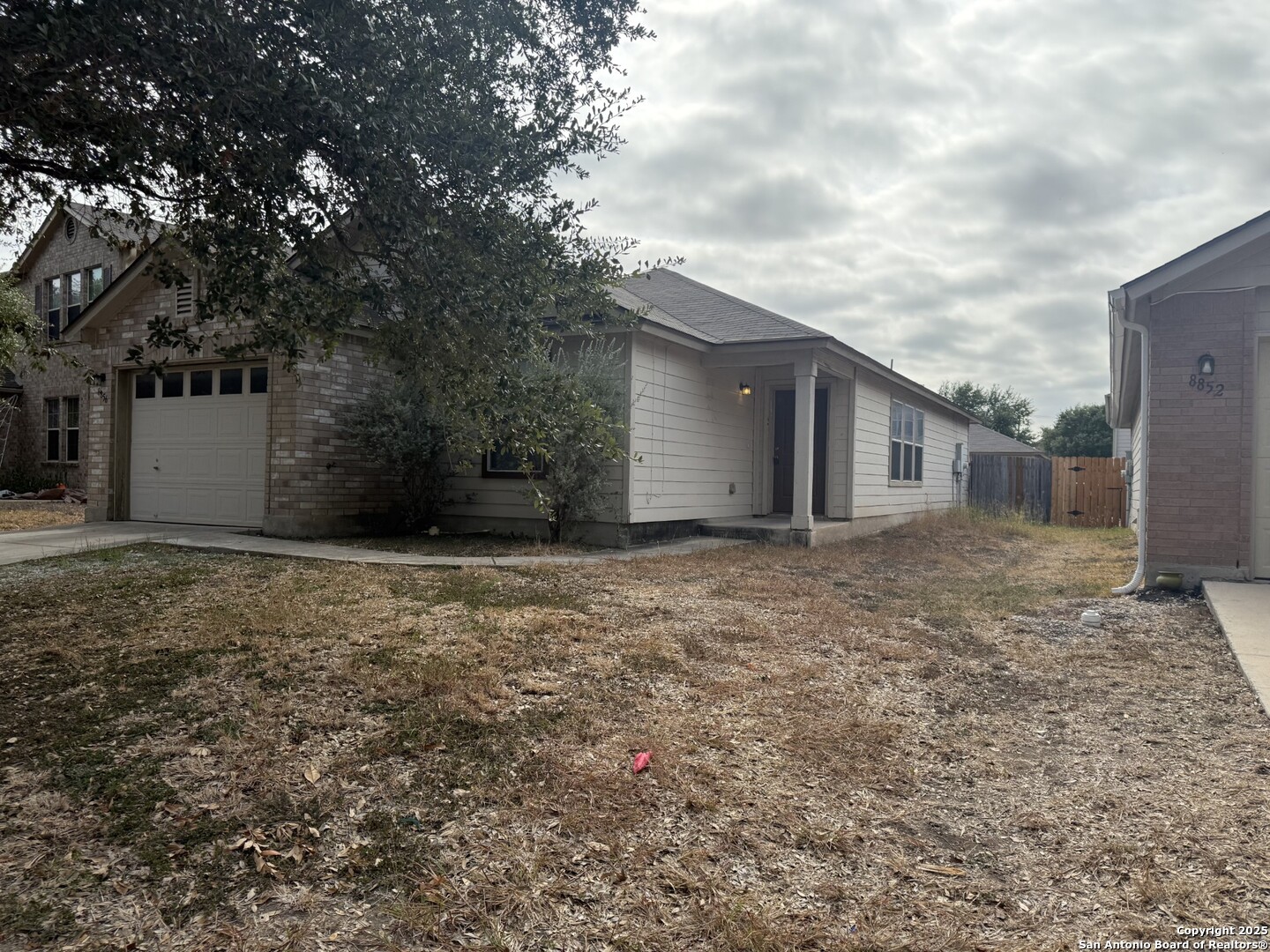 8856 Staghorn Converse TX 78109