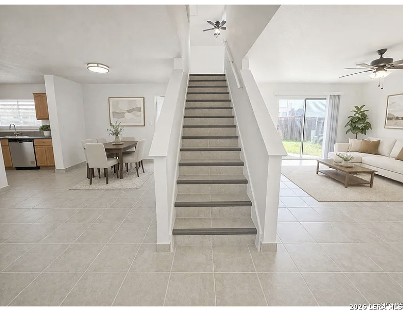 8906 Kenton Briar San Antonio TX 78240