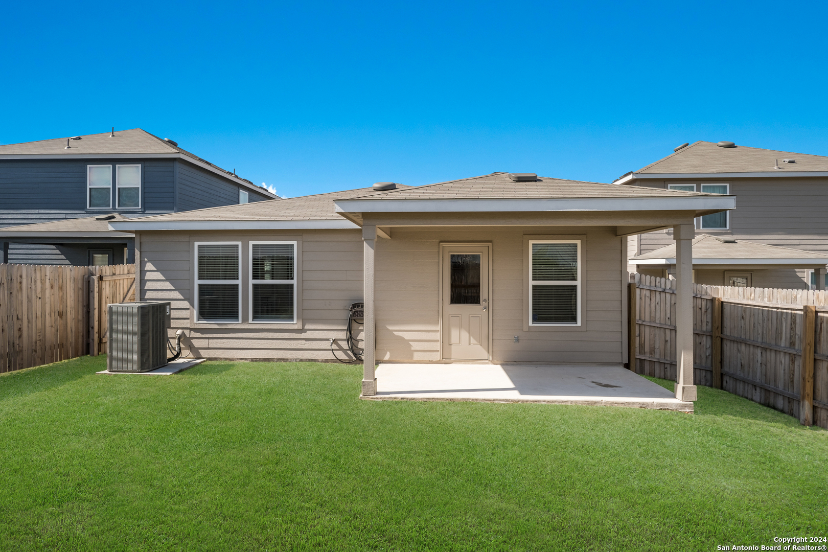 6319 Antares San Antonio TX 78218