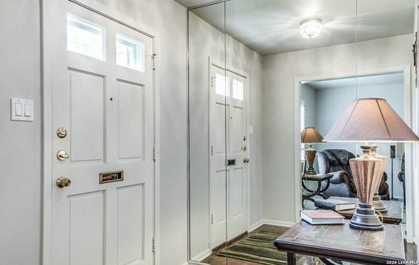 342 E Terra Alta San Antonio TX 78209