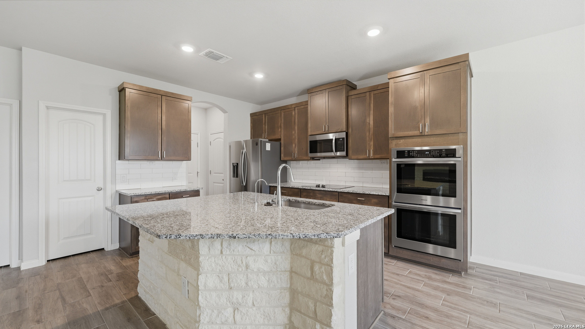 209 Sambar Main Schertz TX 78108