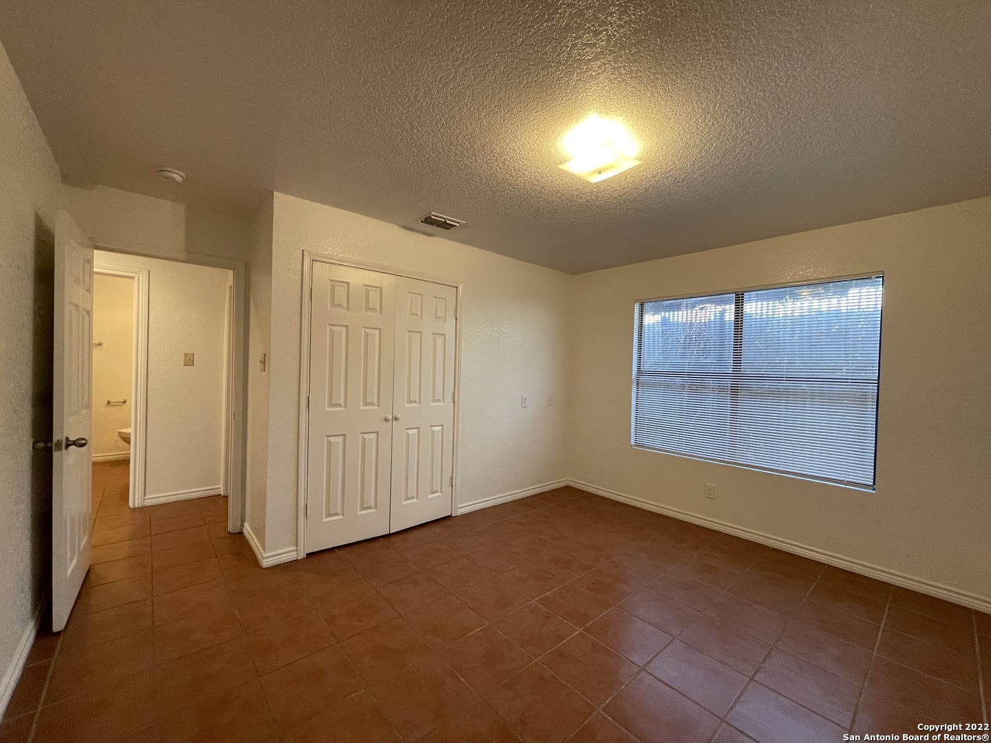 1721 Quintana Road San Antonio TX 78211