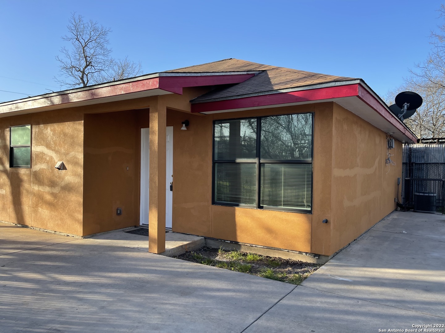 1721 Quintana Road San Antonio TX 78211