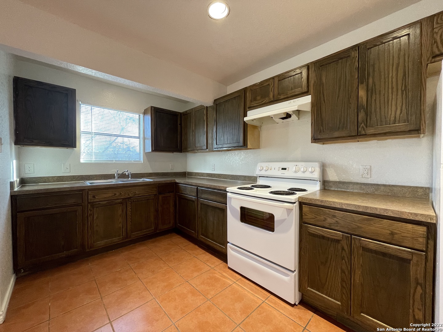 1721 Quintana Road San Antonio TX 78211