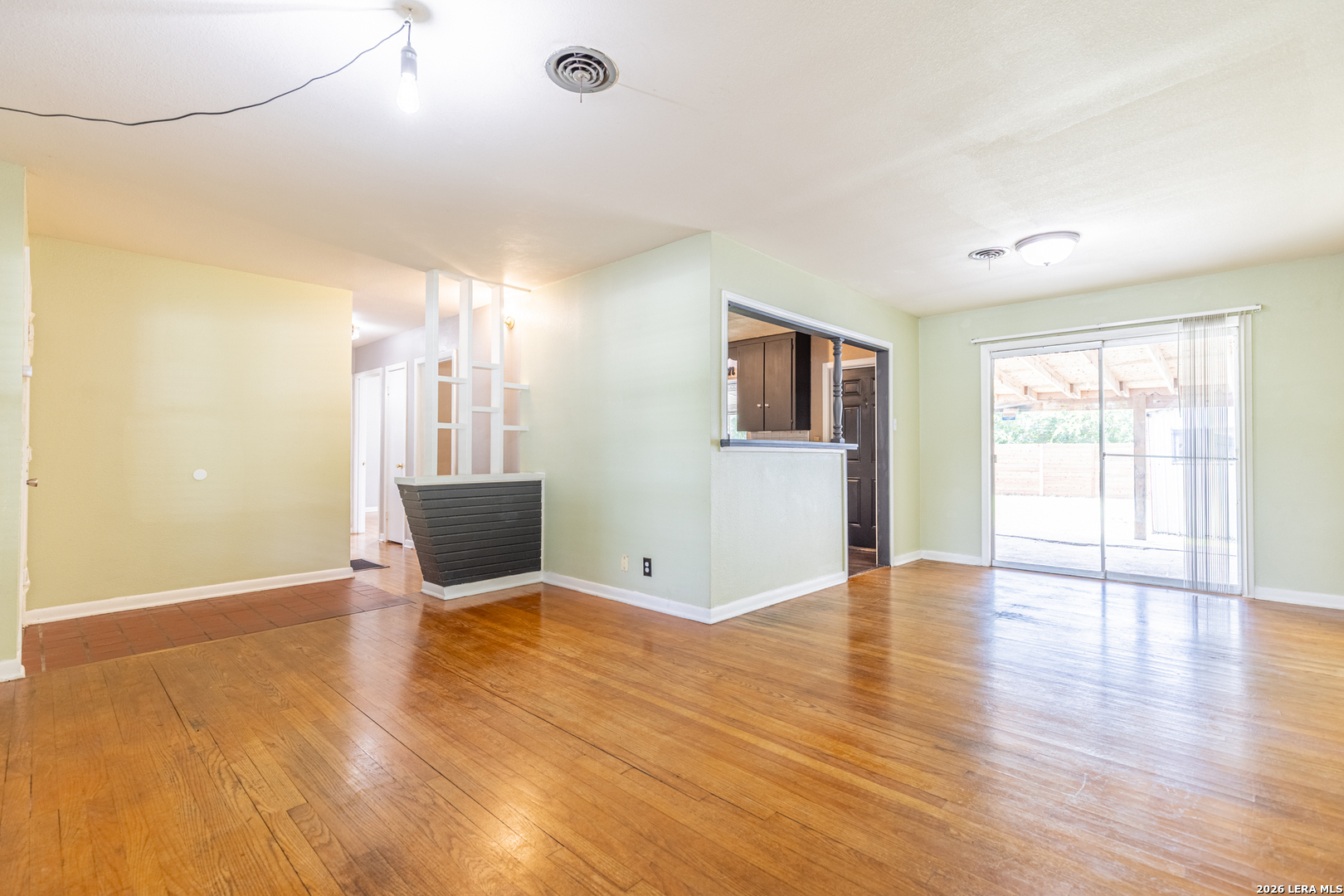422 Sandalwood Lane San Antonio TX 78216