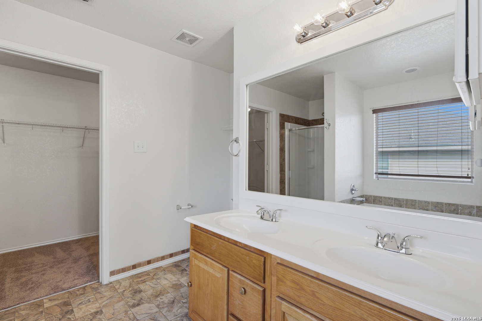 2115 Bigmouth Hook San Antonio TX 78224