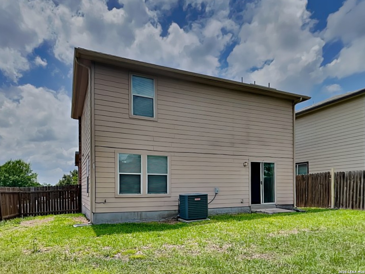 8203 Maple Meadow Converse TX 78109