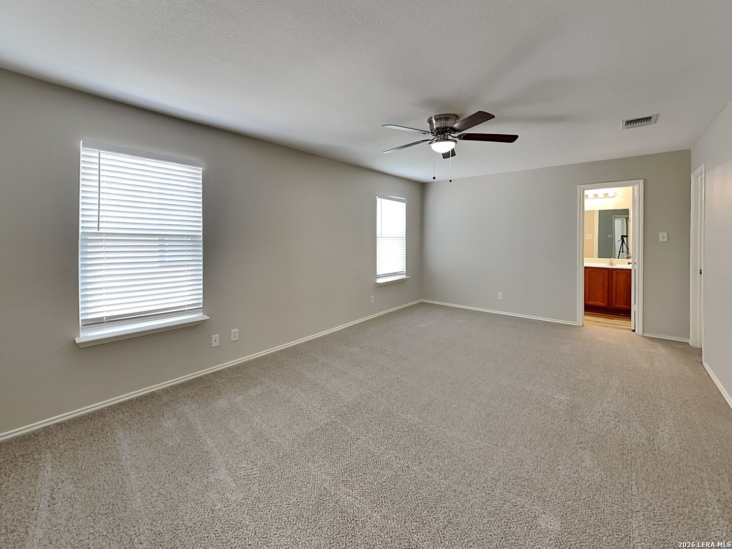 8203 Maple Meadow Converse TX 78109