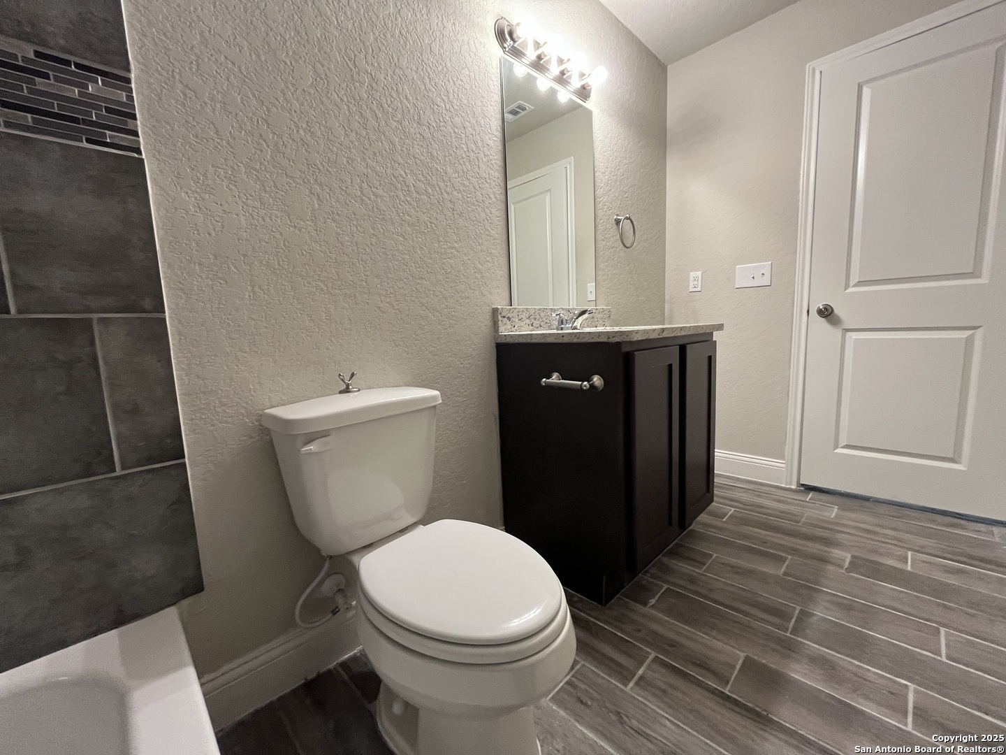 7409 Savannah Brooks Live Oak TX 78233